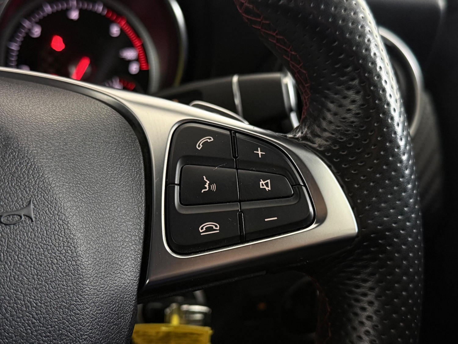 Used Mercedes-Benz A-Class 2017 for sale - 76585395: Photo 24