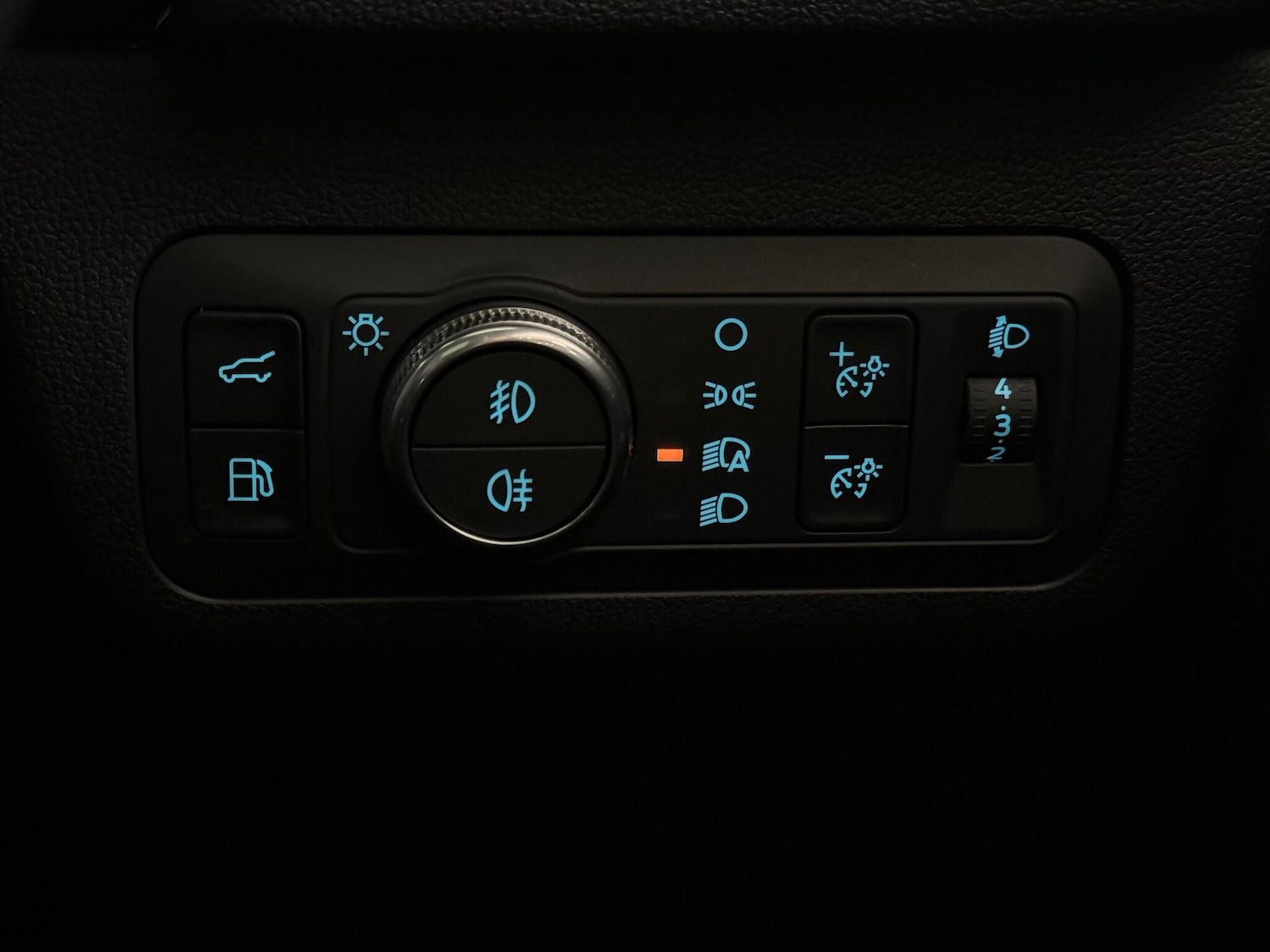 Used Ford Kuga 2023 for sale - 76468310: Photo 30