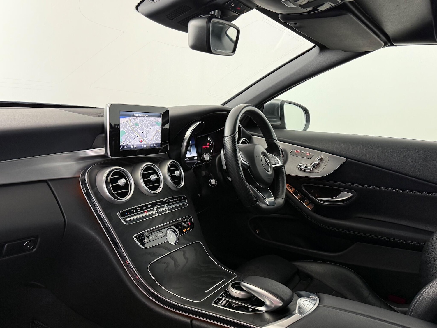 Used Mercedes-Benz C Class 2018 for sale - 77246232: Photo 21