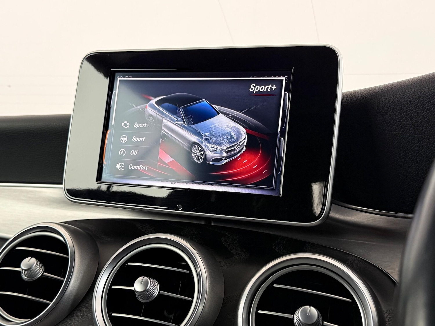 Used Mercedes-Benz C Class 2018 for sale - 77246232: Photo 30