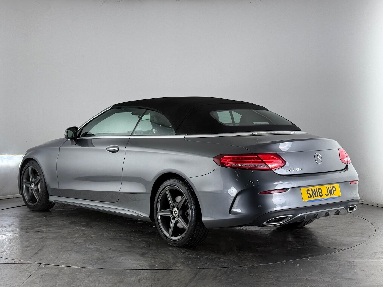 Used Mercedes-Benz C Class 2018 for sale - 77246232: Photo 9