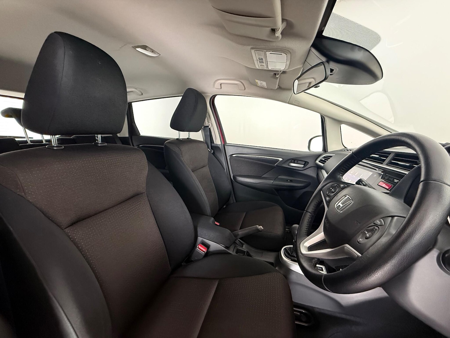 Used Honda Jazz 2016 for sale - 76468350: Photo 16