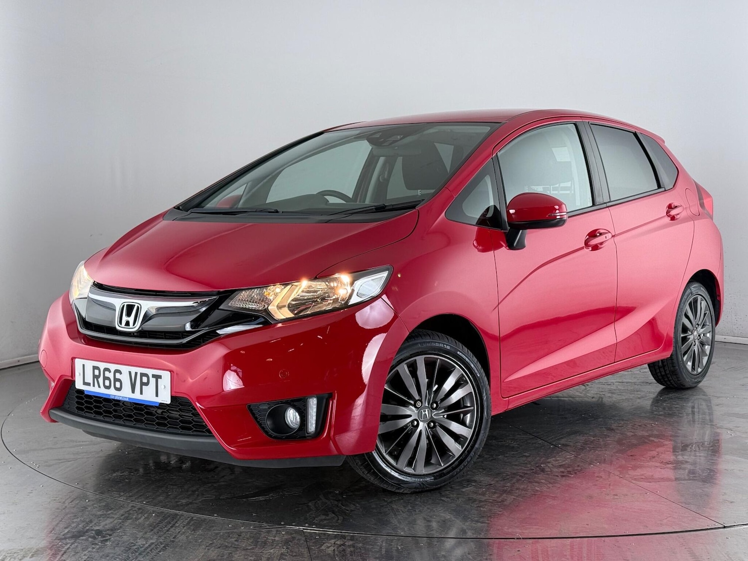 Used Honda Jazz 2016 for sale - 76468350: Photo 46