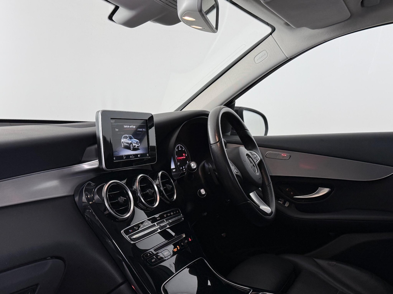 Used Mercedes-Benz GLC 2018 for sale - 76468225: Photo 17