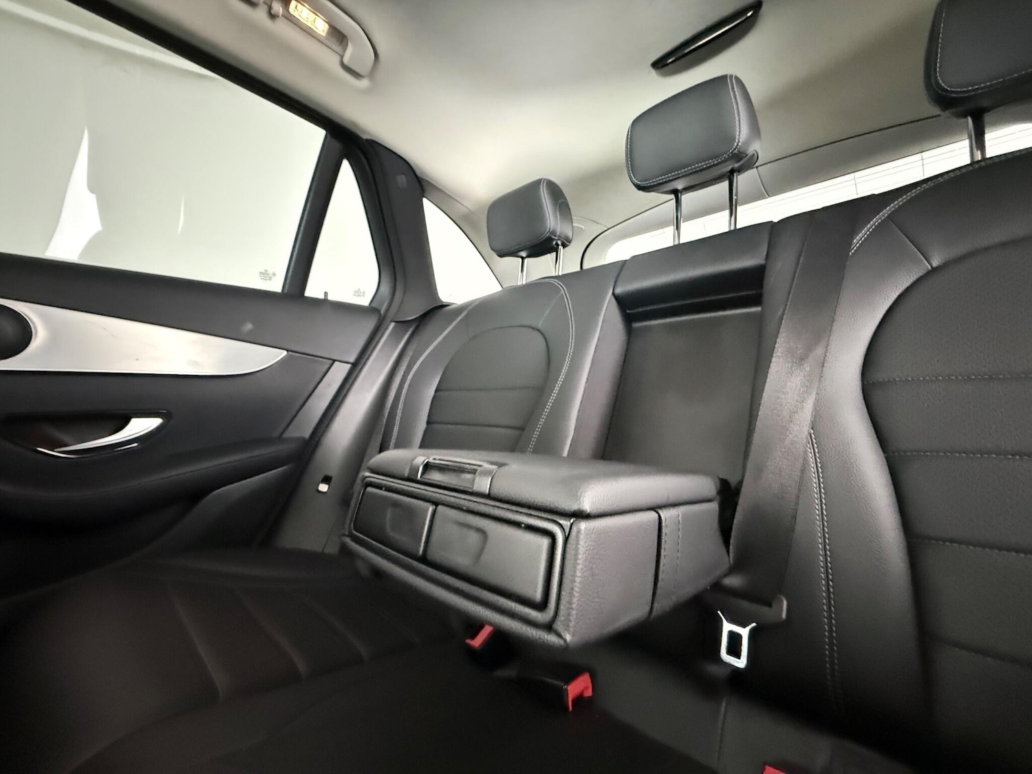 Used Mercedes-Benz GLC 2018 for sale - 76468225: Photo 20