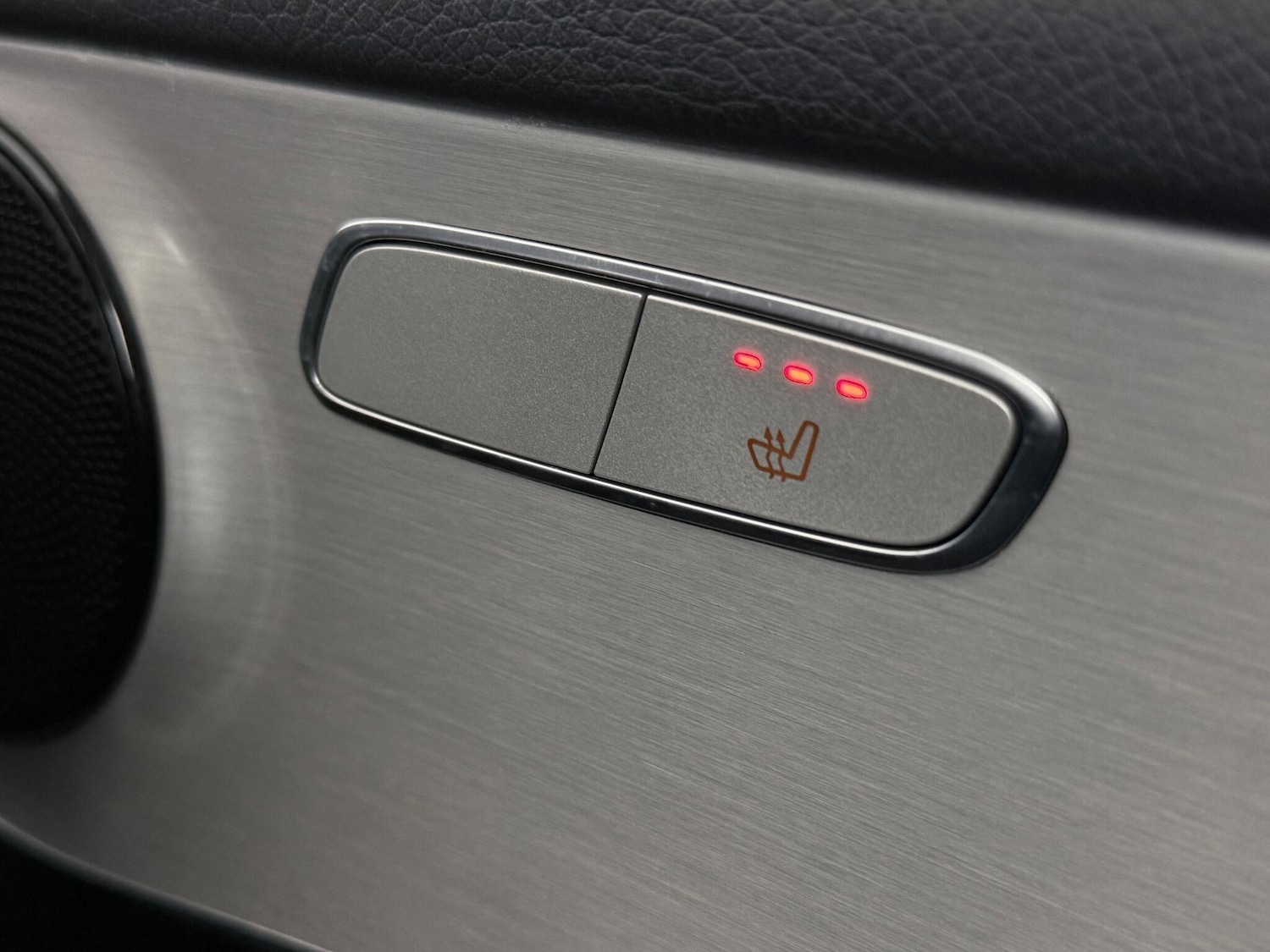 Used Mercedes-Benz GLC 2018 for sale - 76468225: Photo 24