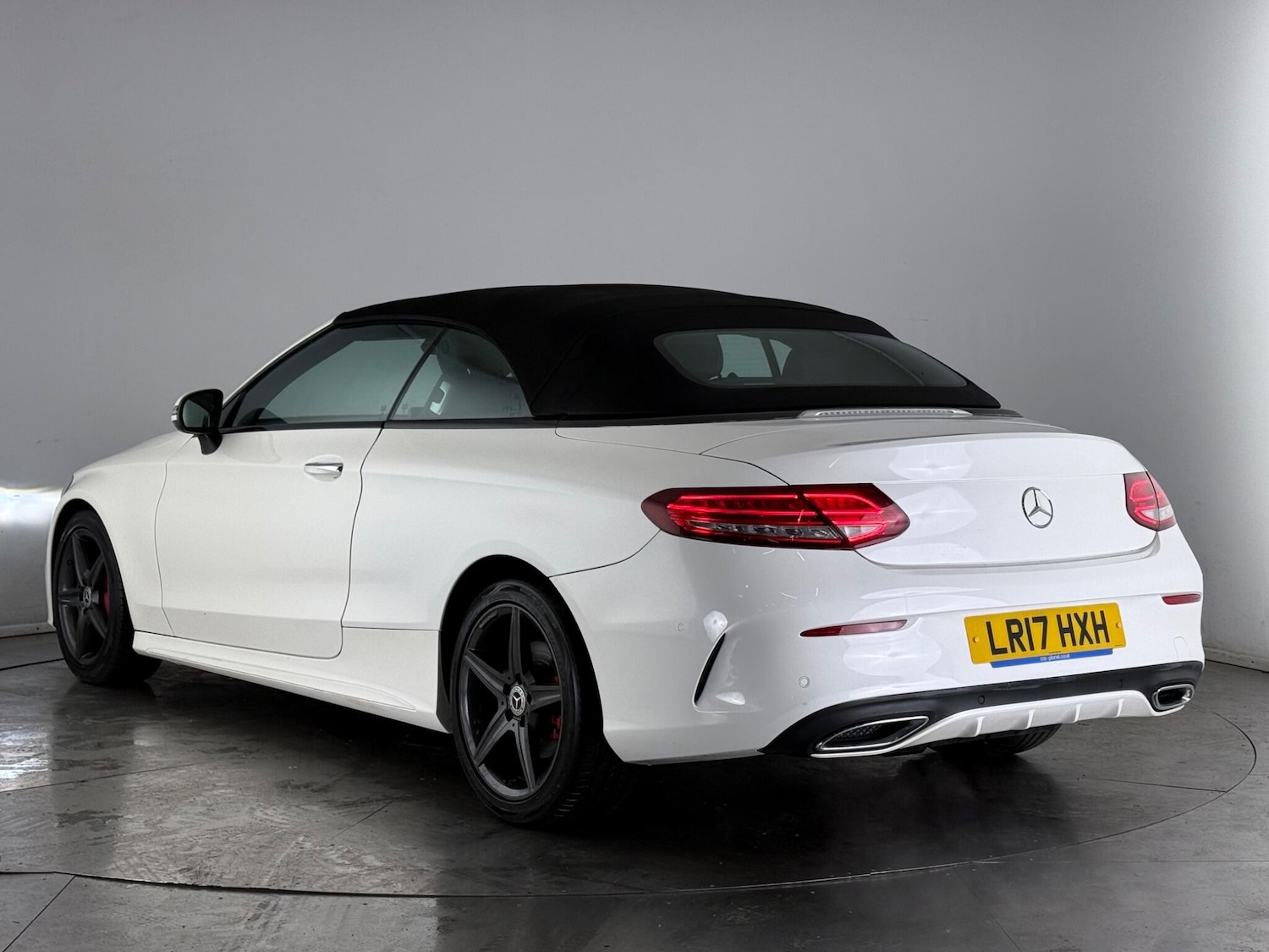 Used Mercedes-Benz C Class 2017 for sale - 77613119: Photo 10