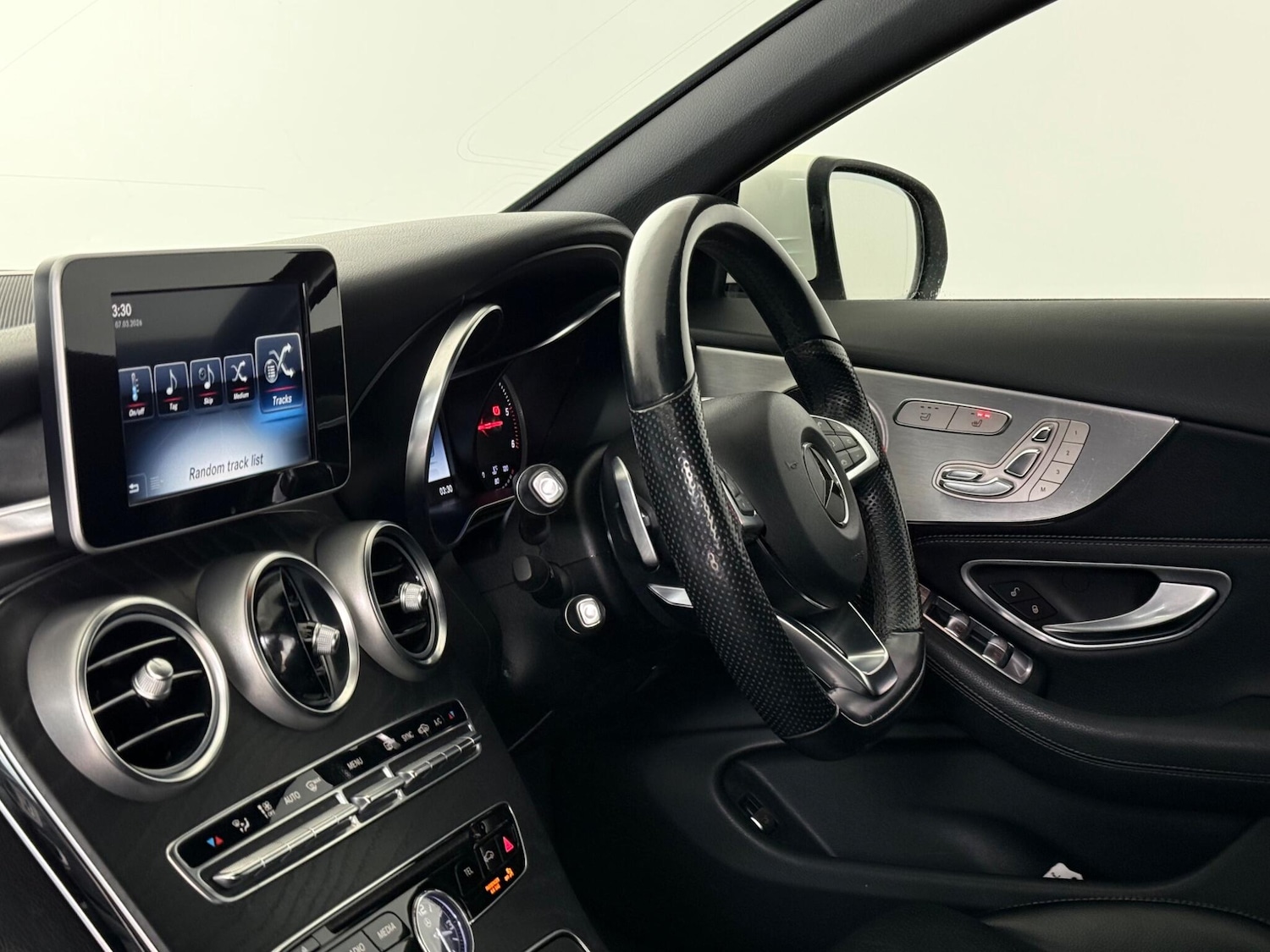 Used Mercedes-Benz C Class 2017 for sale - 77613119: Photo 21