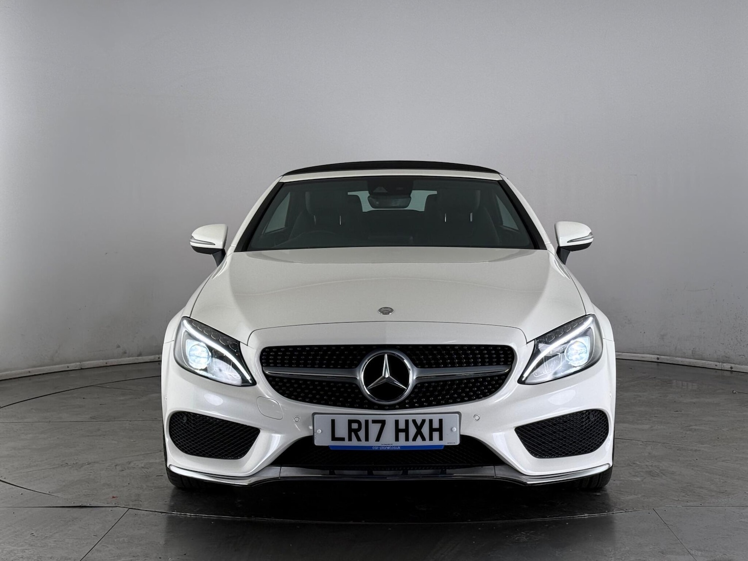 Used Mercedes-Benz C Class 2017 for sale - 77613119: Photo 8