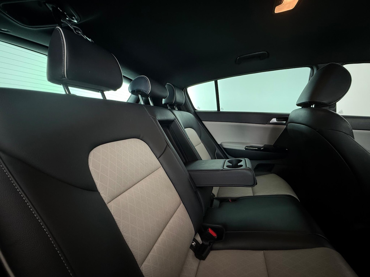 Used Kia Sportage 2018 for sale - 76468088: Photo 15