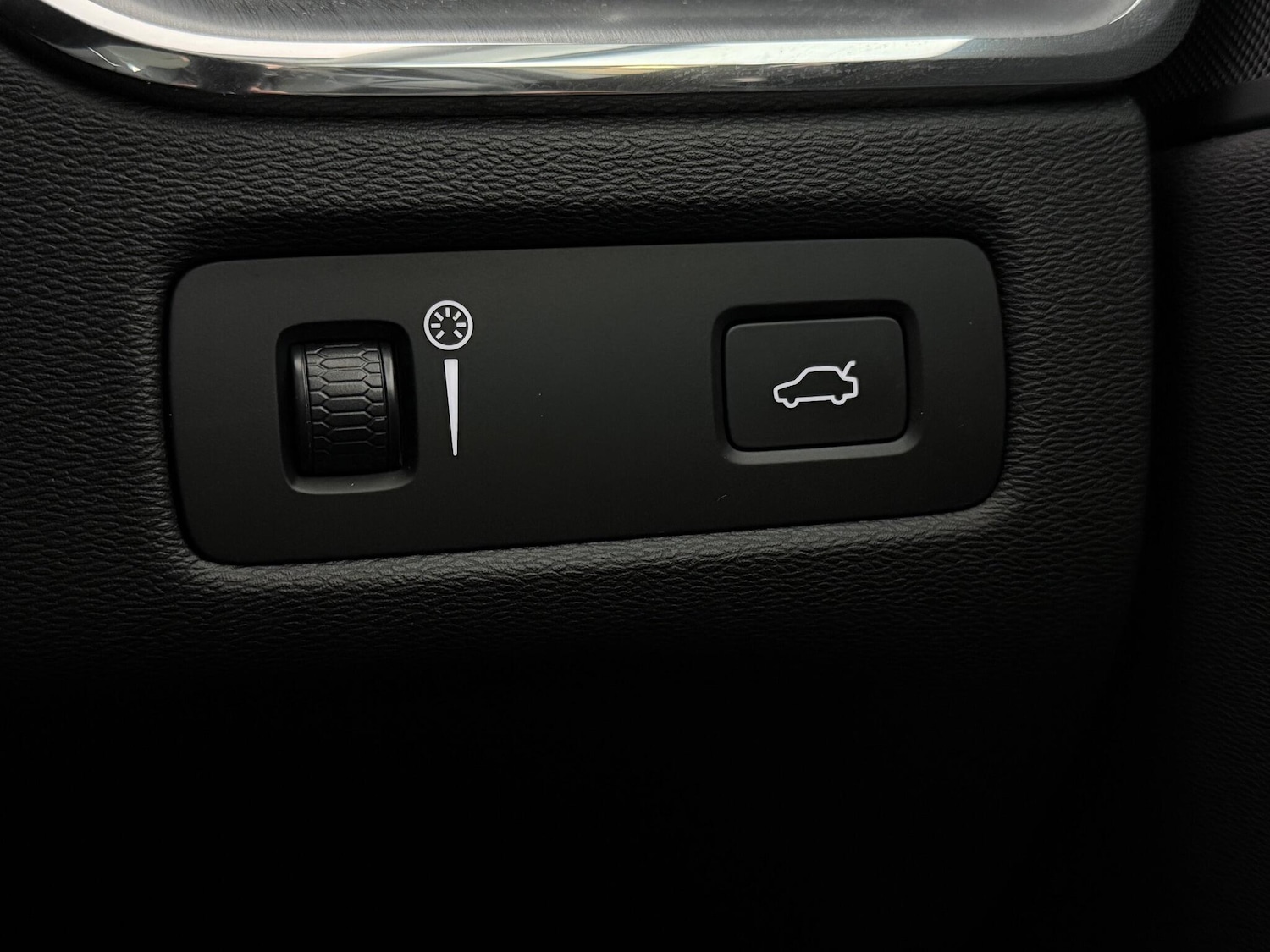 Used Volvo XC60 2019 for sale - 77246369: Photo 20