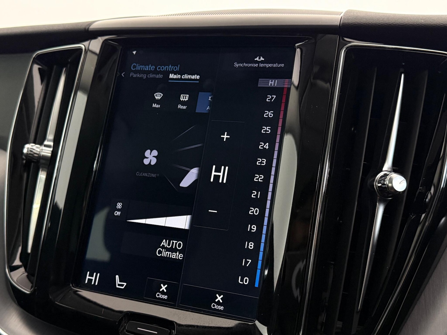 Used Volvo XC60 2019 for sale - 77246369: Photo 26