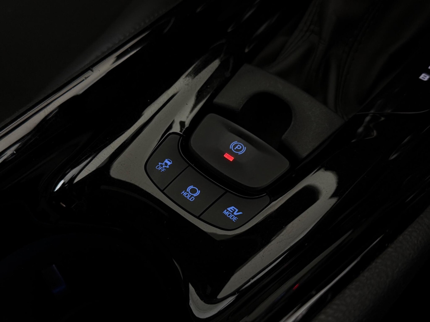 Used Toyota C-HR 2022 for sale - 77242989: Photo 34