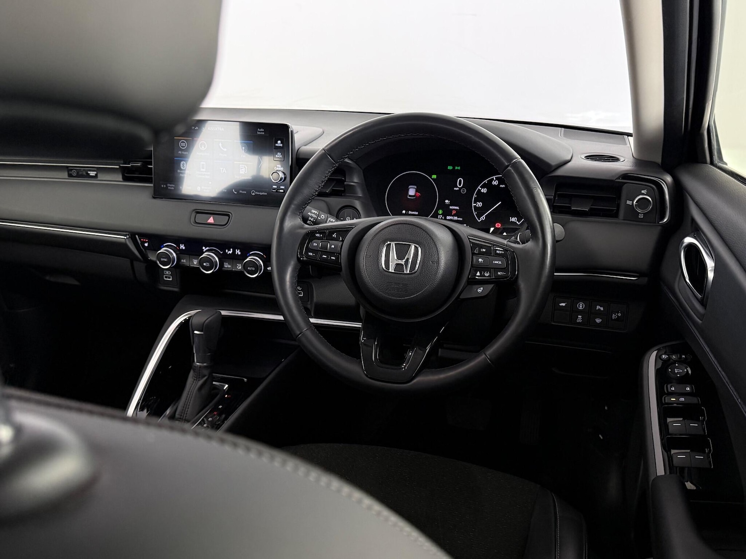 Used Honda HR-V 2022 for sale - 77243563: Photo 10