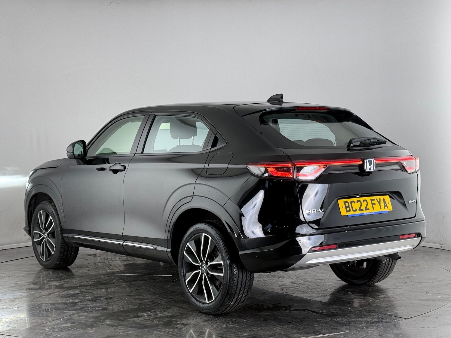 Used Honda HR-V 2022 for sale - 77243563: Photo 3