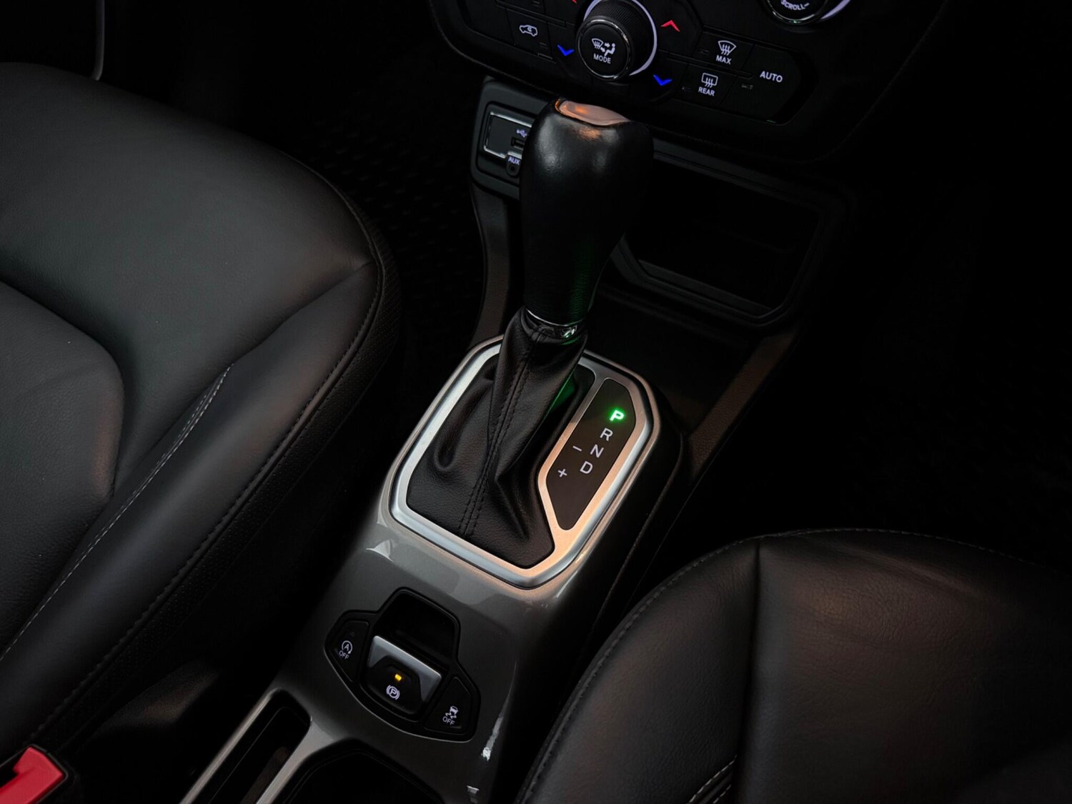 Used Jeep Renegade 2020 for sale - 77490553: Photo 35