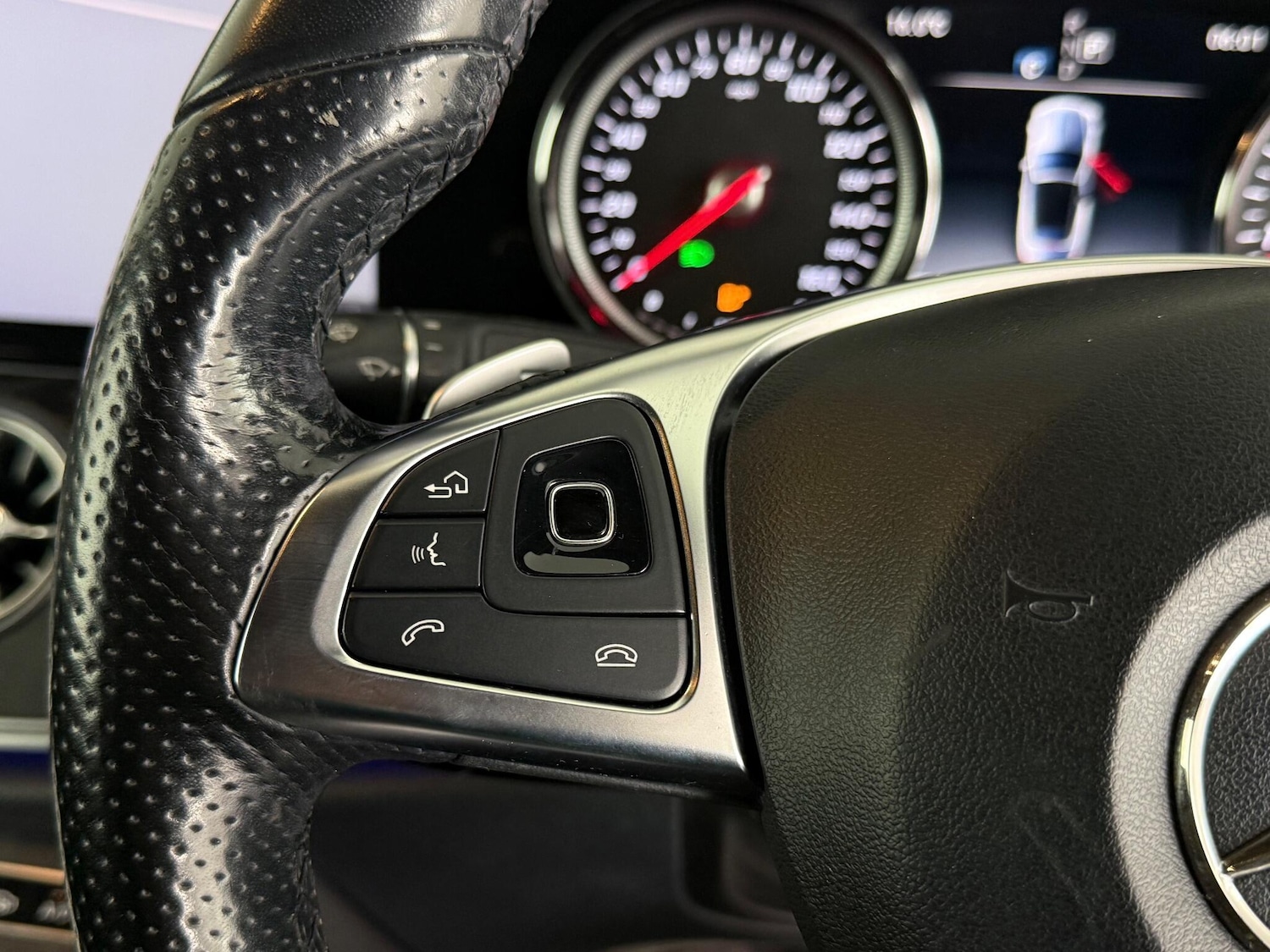 Used Mercedes-Benz E Class 2018 for sale - 76608337: Photo 24