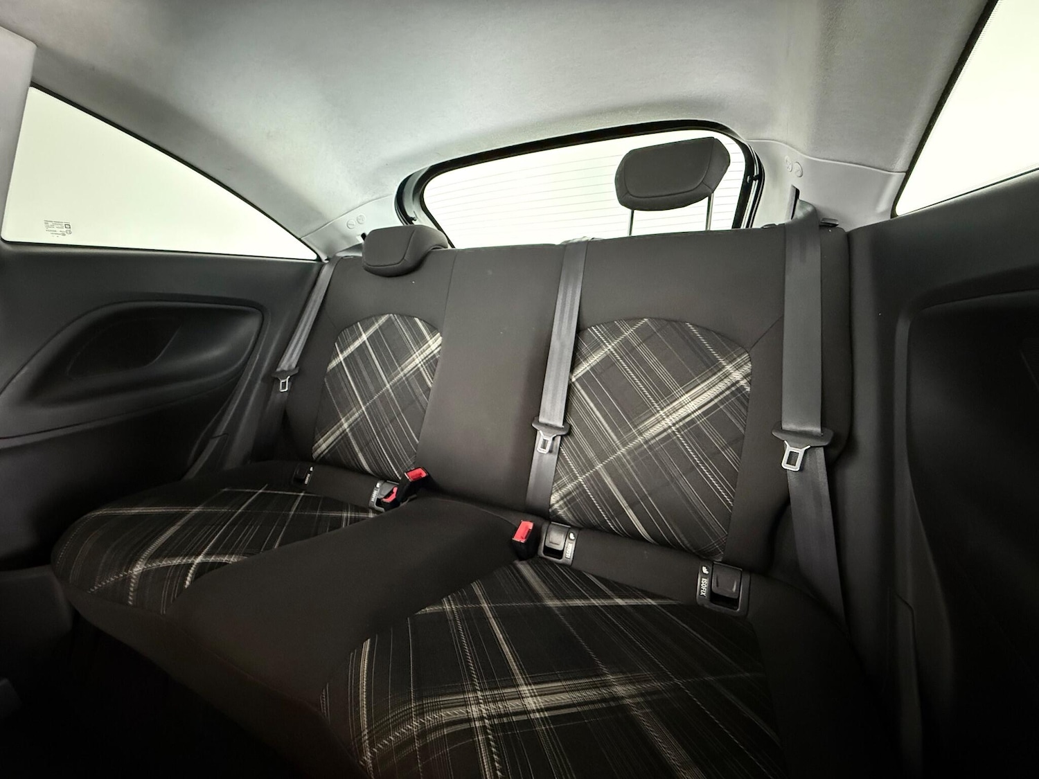 Used Vauxhall Corsa 2015 for sale - 77345805: Photo 9