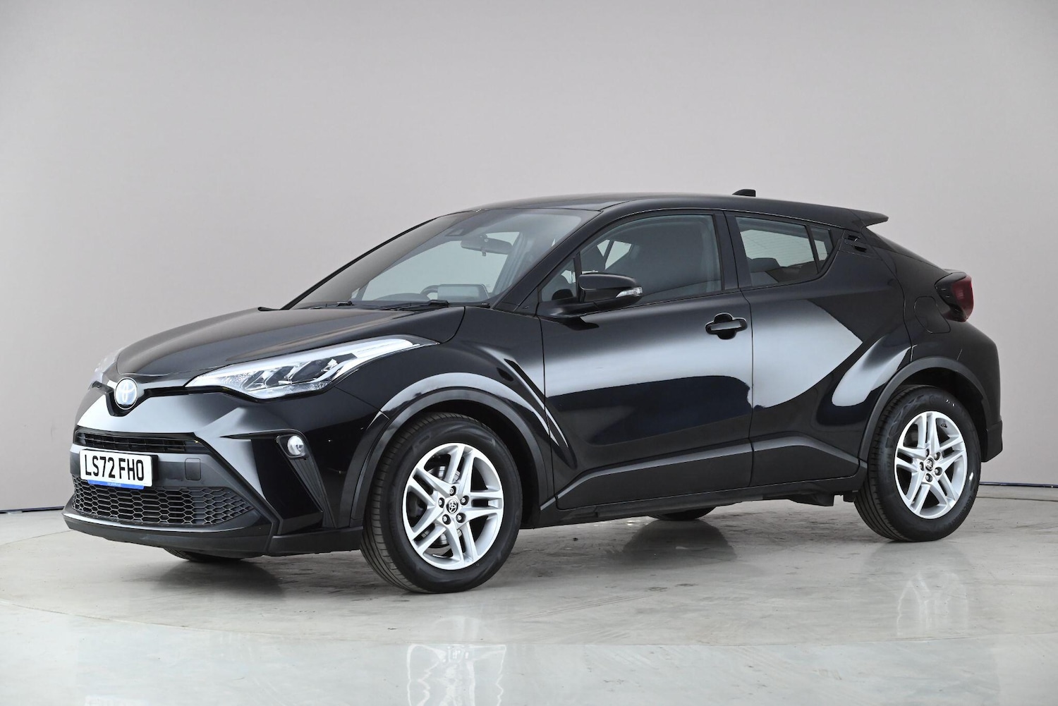 Used Toyota C-HR 2023 for sale - 78177274: Photo 2