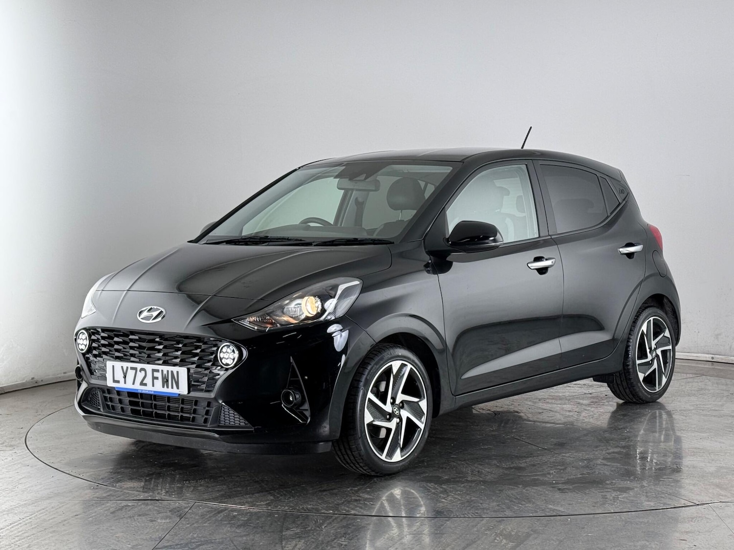 Used Hyundai i10 2023 for sale - 77441501: Photo 3