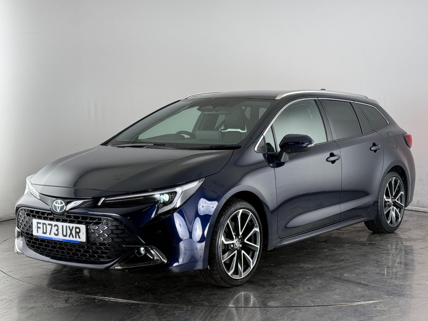 Used Toyota Corolla 2023 for sale - 77243610: Photo 2