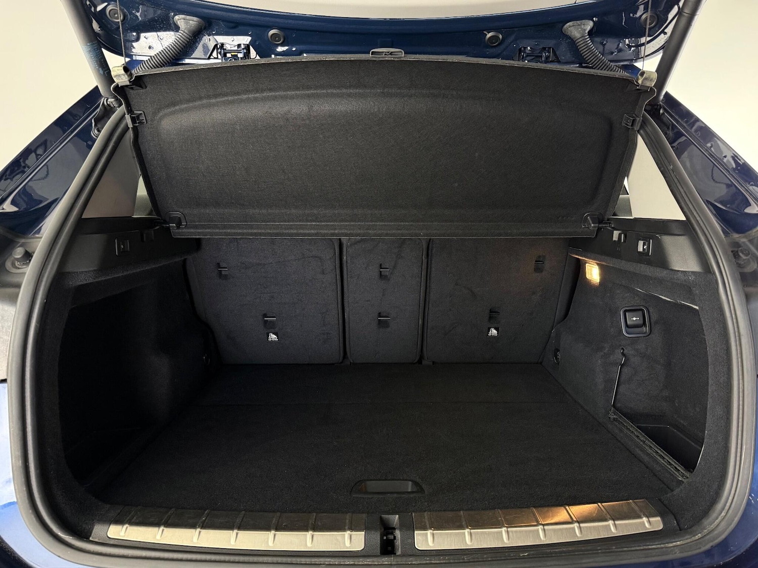 Used BMW X1 2018 for sale - 77180925: Photo 9