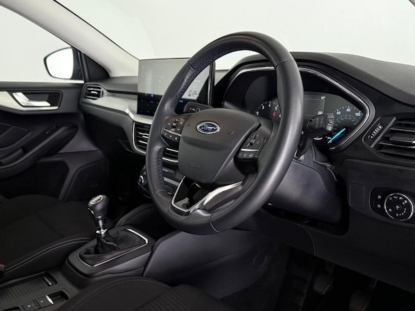 Used Ford Focus 2023 for sale - 76086435: Photo 23