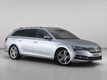 Used Skoda Superb 2019 for sale - 79691690: Photo