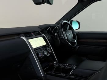 Used Land Rover Discovery 2017 for sale - 79248873: Photo