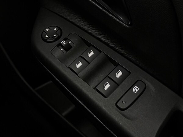 Used Vauxhall Corsa 2024 for sale - 76086414: Photo 26