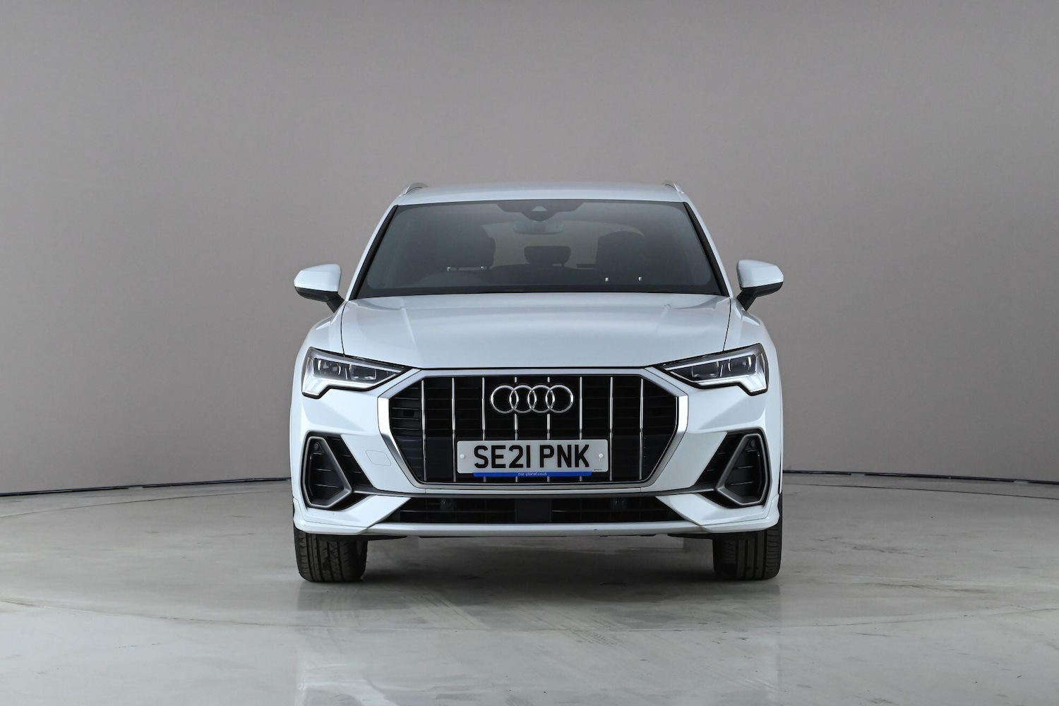 Used Audi Q3 2021 for sale - 78063173: Photo 2