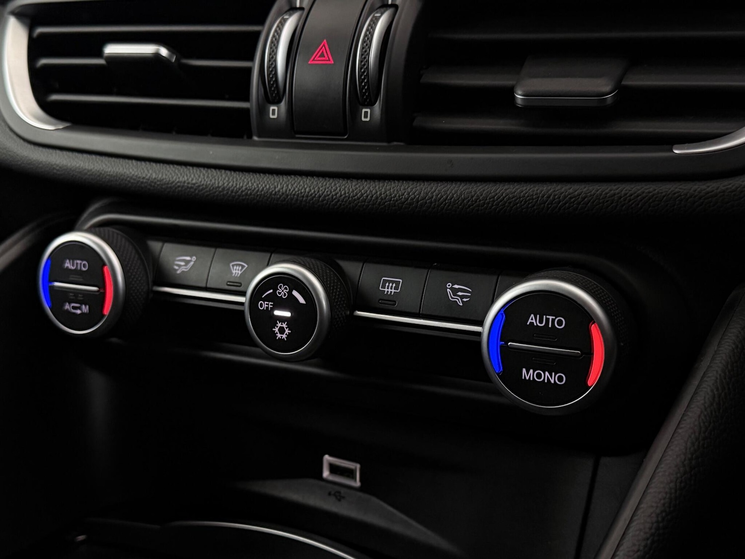 Used Alfa Romeo Giulia 2019 for sale - 77247025: Photo 28