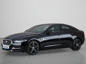 Used Jaguar XE 2018 for sale - 78879176: Photo