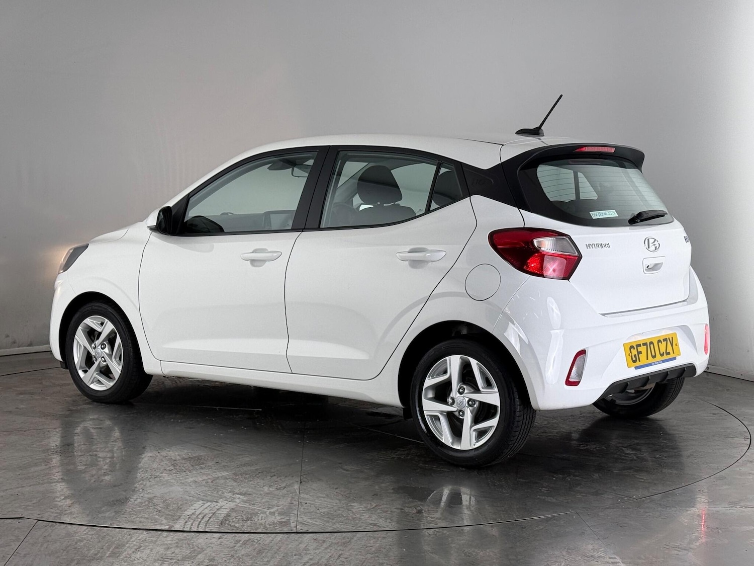 Used Hyundai i10 2020 for sale - 77221671: Photo 3