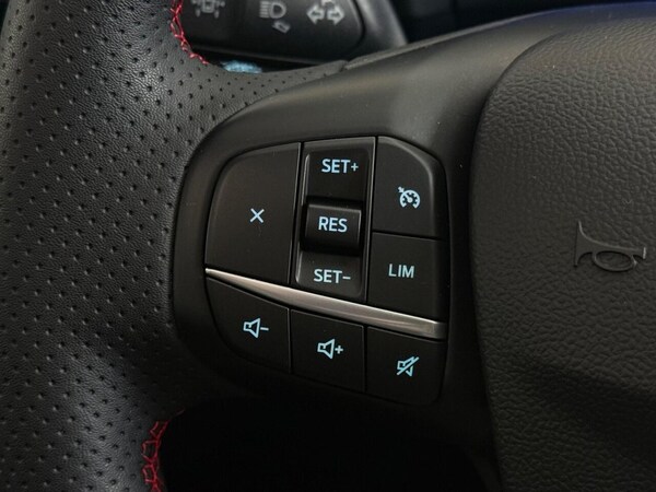 Used Ford Kuga 2023 for sale - 76086427: Photo 26