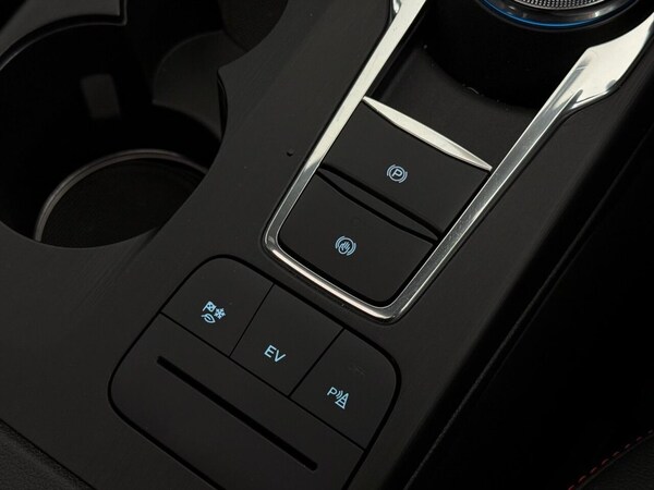 Used Ford Kuga 2023 for sale - 76086427: Photo 42