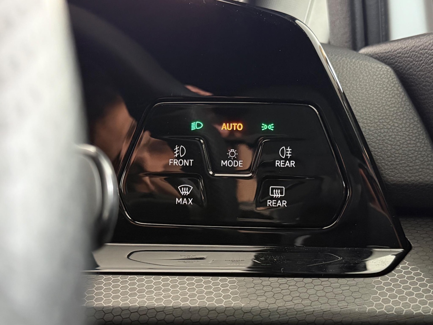 Used Volkswagen Golf 2020 for sale - 76468339: Photo 21