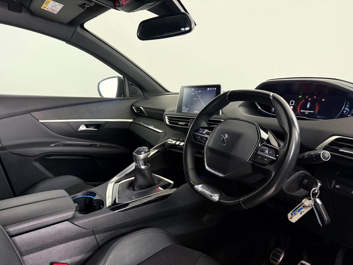 Used Peugeot 3008 2019 for sale - 76468809: Photo 15