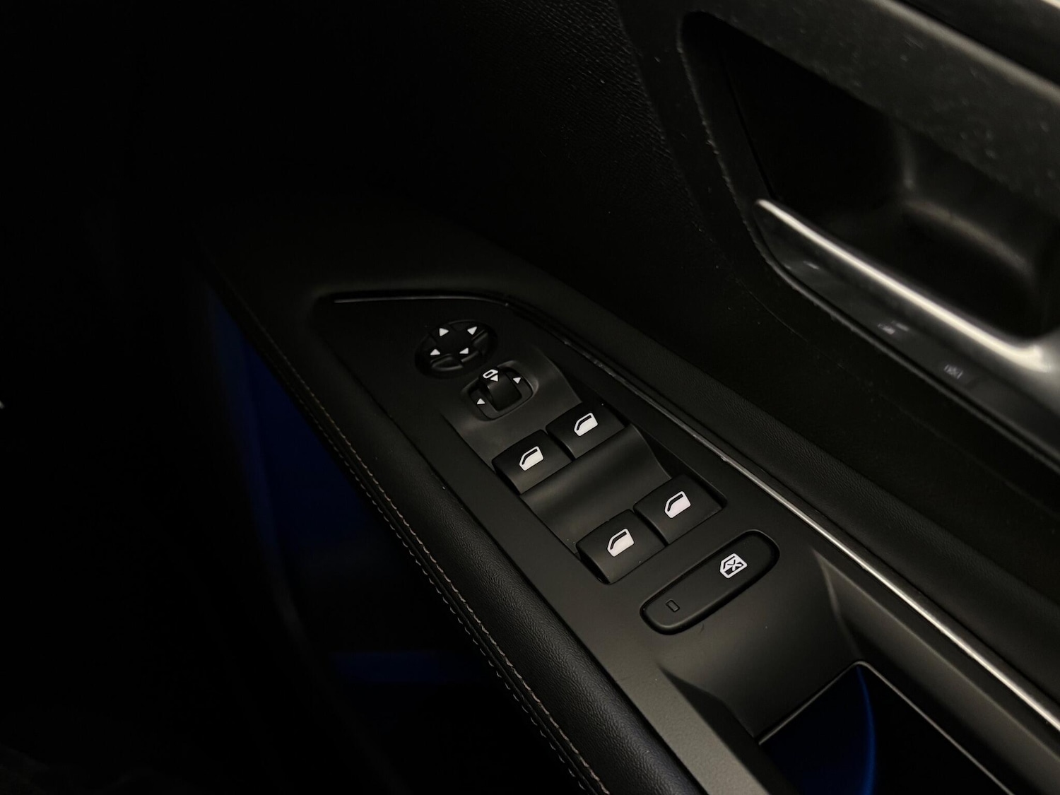 Used Peugeot 3008 2019 for sale - 76468809: Photo 25