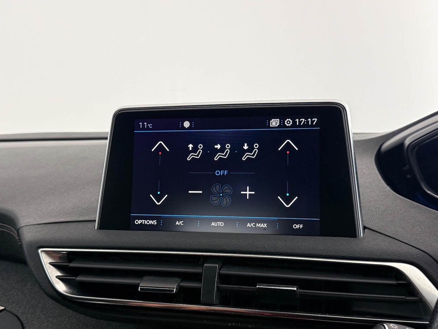 Used Peugeot 3008 2019 for sale - 76468809: Photo 27