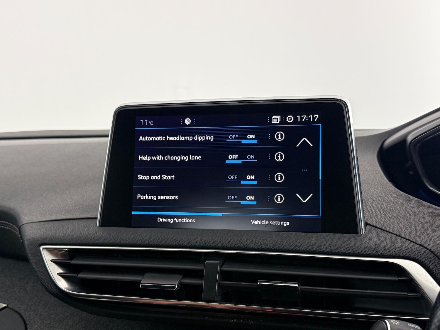 Used Peugeot 3008 2019 for sale - 76468809: Photo 32