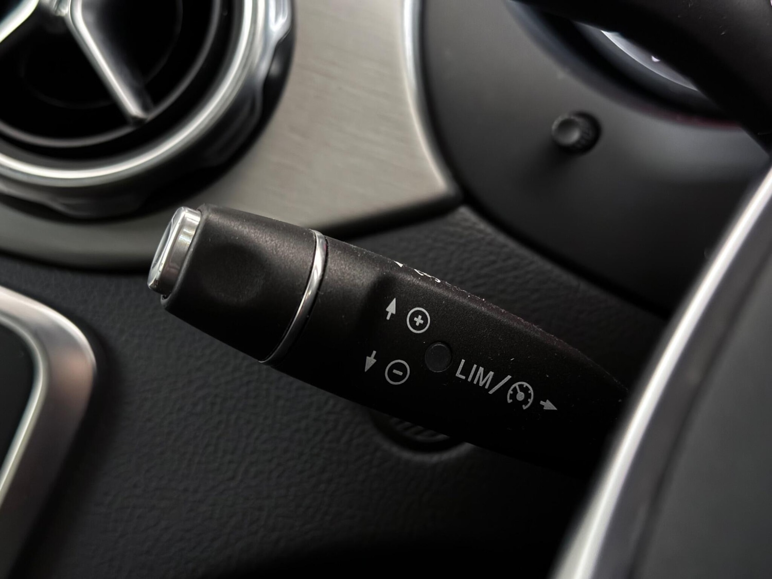 Used Mercedes-Benz GLA 2019 for sale - 77412432: Photo 20