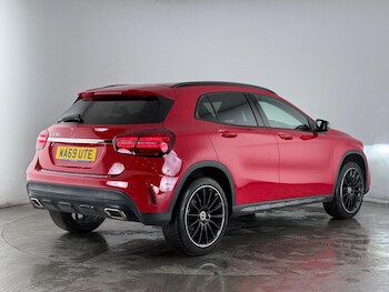 Used Mercedes-Benz GLA 2019 for sale - 77412432: Photo