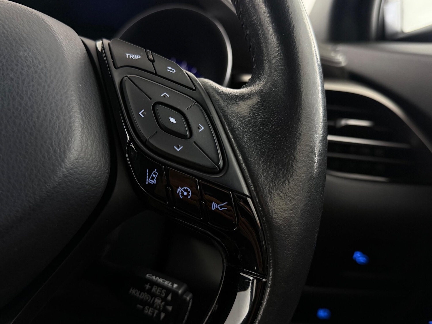 Used Toyota C-HR 2021 for sale - 77180896: Photo 16