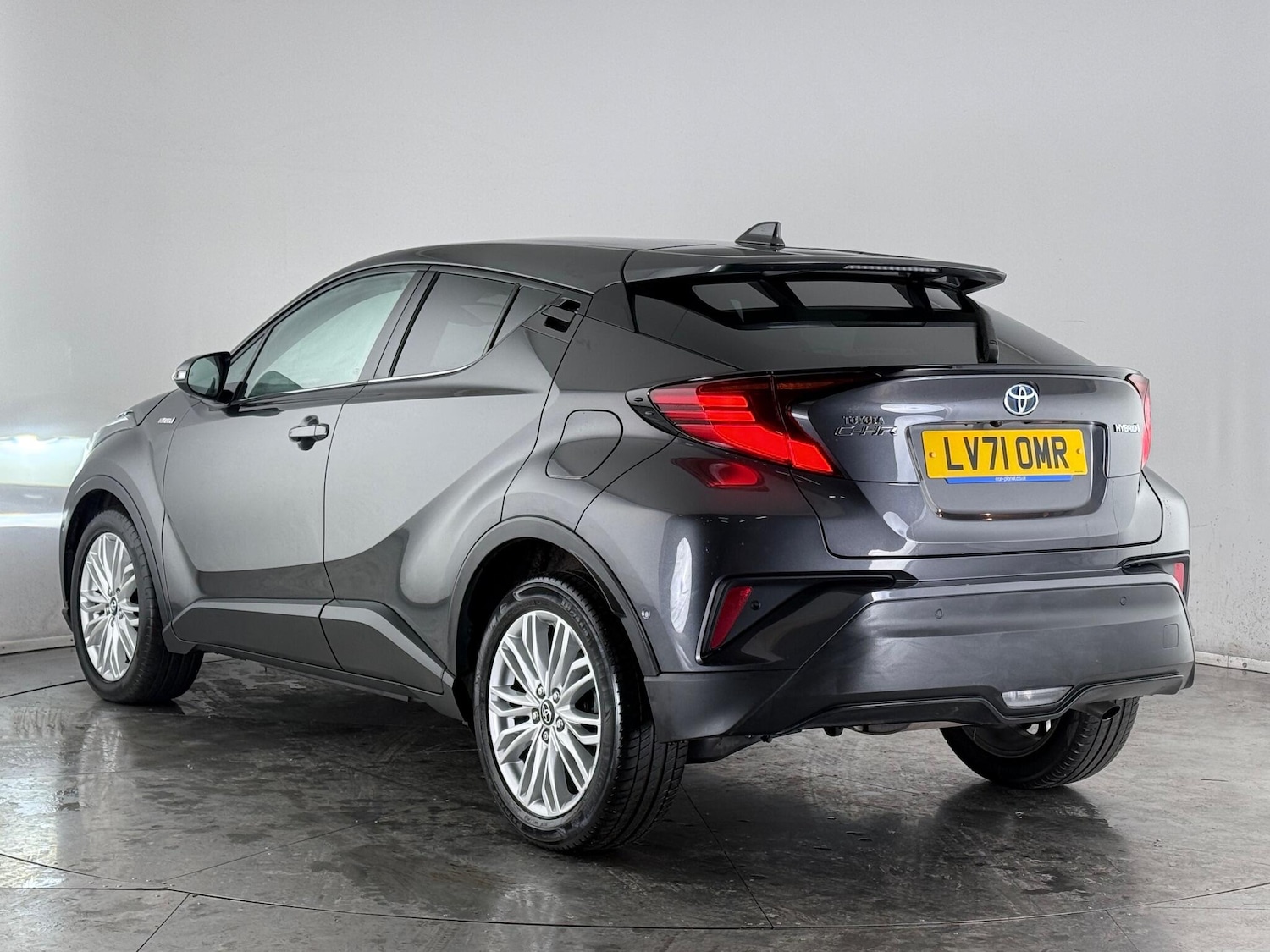 Used Toyota C-HR 2021 for sale - 77180896: Photo 4