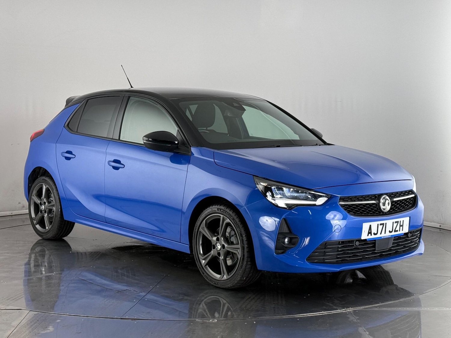 Used Vauxhall Corsa for sale - 76468280: Photo 1