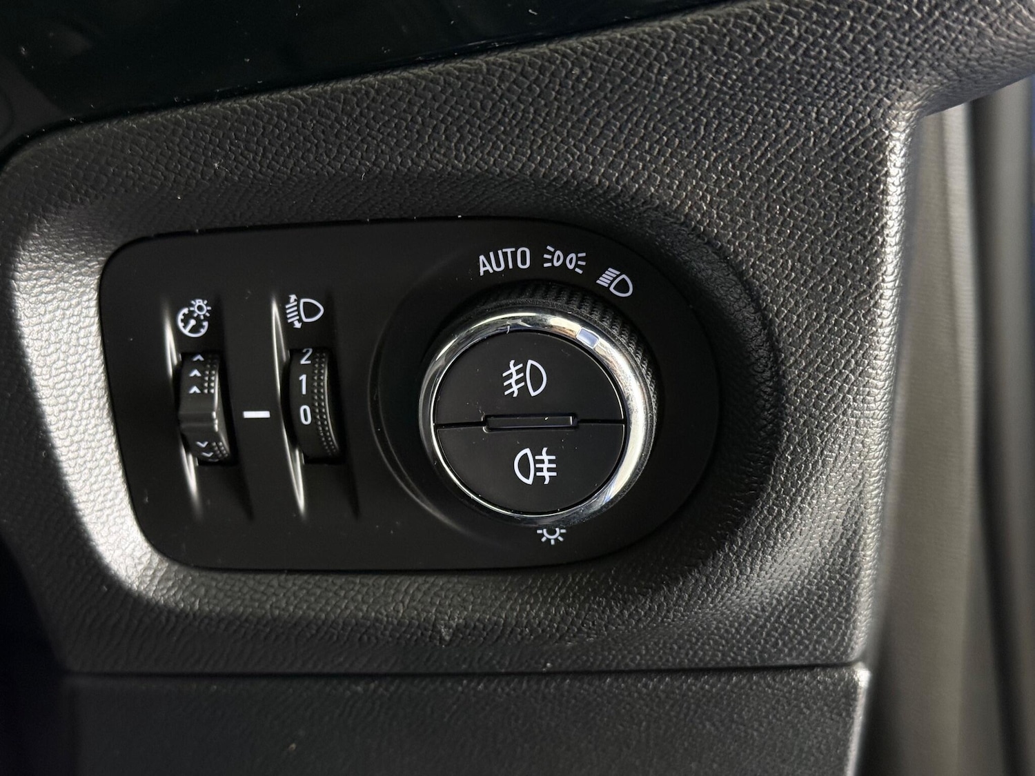 Used Vauxhall Corsa for sale - 76468280: Photo 22