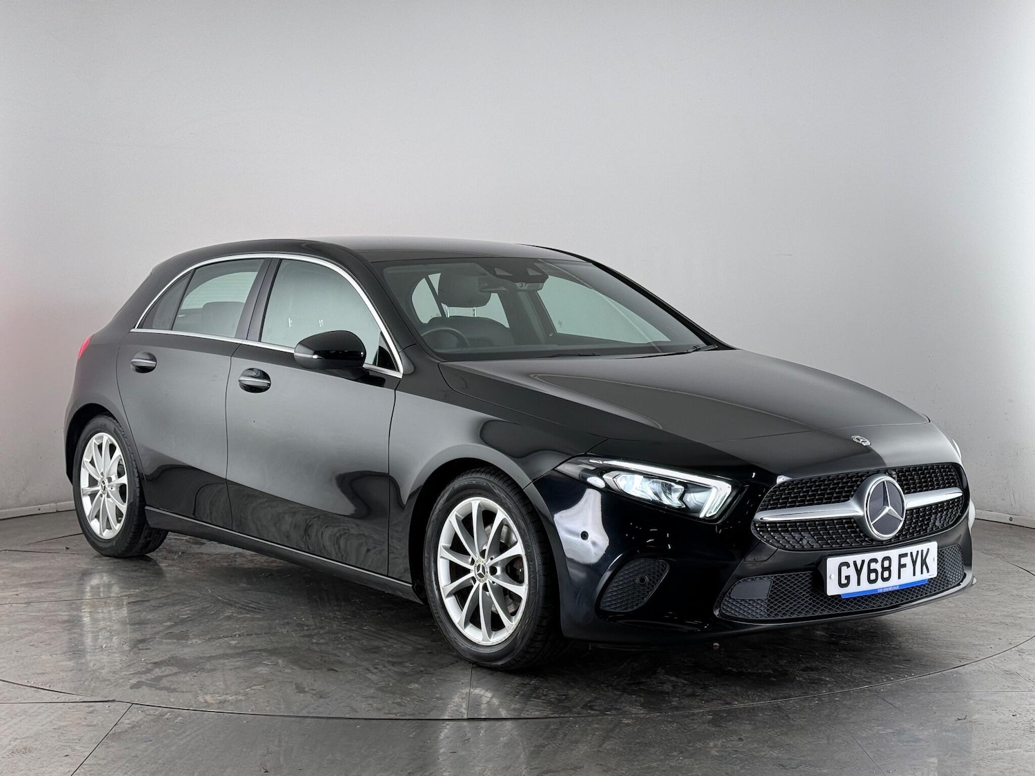 Used Mercedes-Benz A-Class 2018 for sale - 76772152: Photo 1