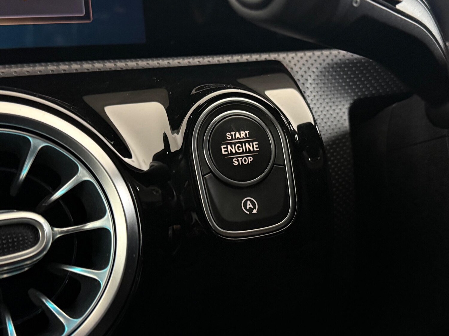 Used Mercedes-Benz A-Class 2018 for sale - 76772152: Photo 26