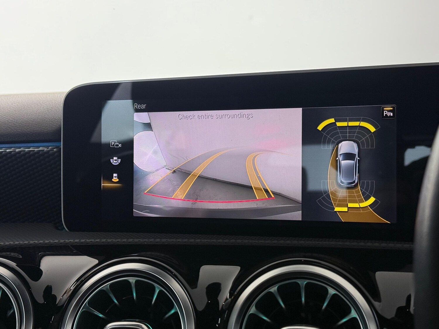 Used Mercedes-Benz A-Class 2018 for sale - 76772152: Photo 38